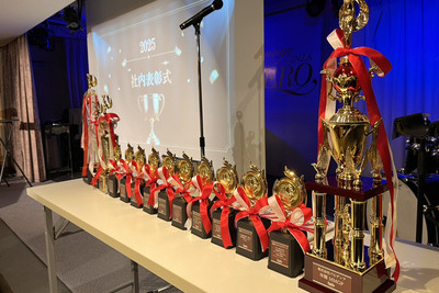 award4